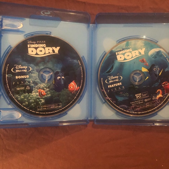 Finding Dory Bluray, DVD and Digital HD - Picture 4 of 4